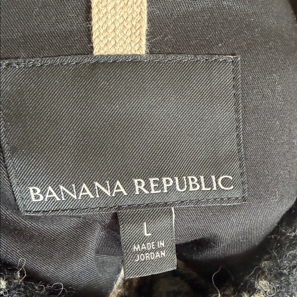 Banana Republic Black and Cream Belted Jacket - Picture 6 of 6